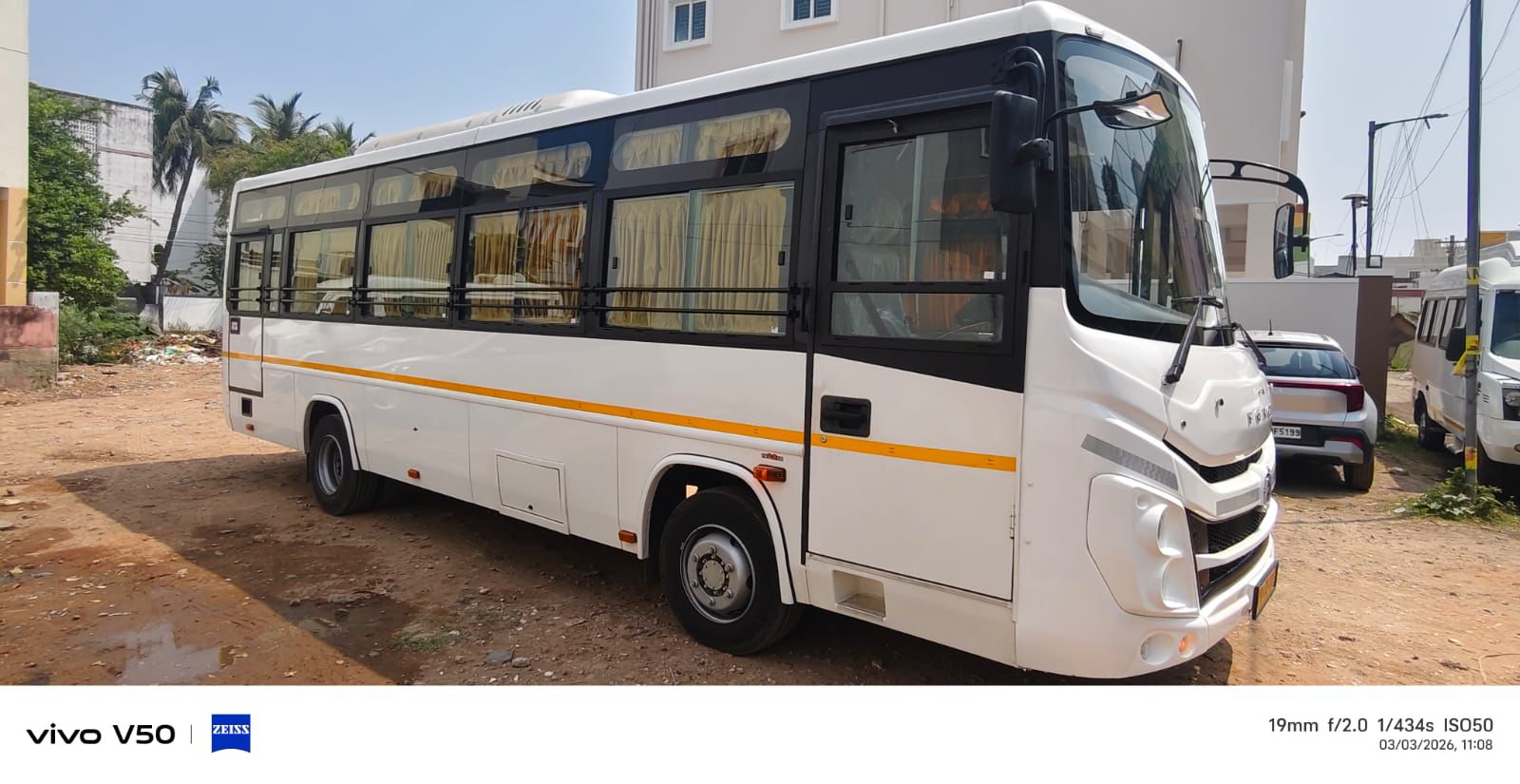 Mini Bus on Rent for Outstation